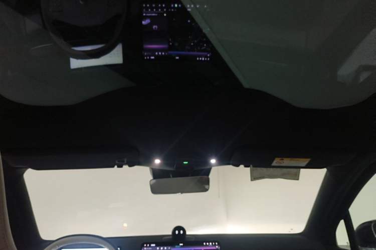 Used Nio EC6 2025 75 kWh Headliner