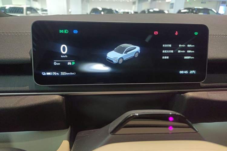 Used Nio EC6 2025 75 kWh Instrument Cluster