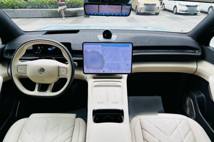 Used Nio EC6 2025 75 kWh Interior 3