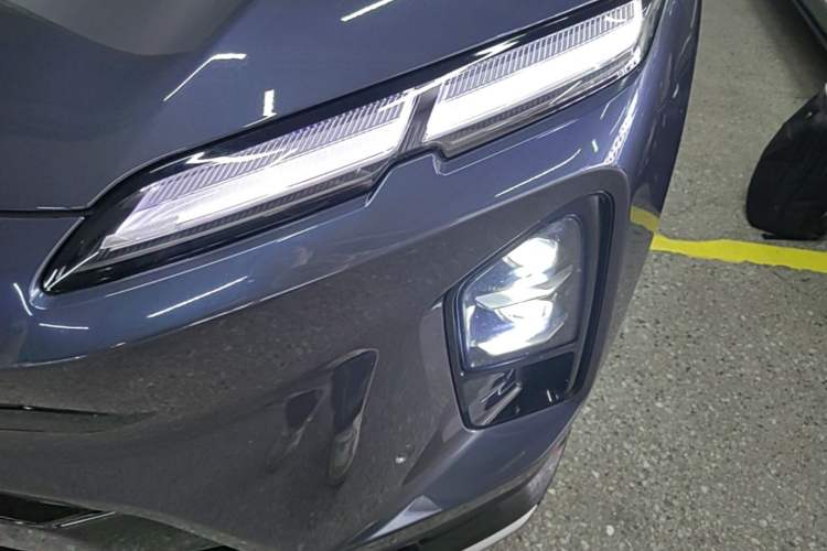 Used Nio EC6 2025 75 kWh Left Front Headlight