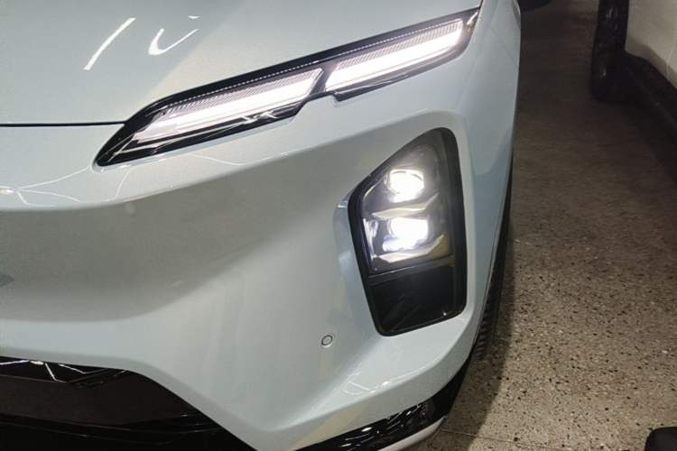 Used Nio EC6 2025 75 kWh Left Front Headlight