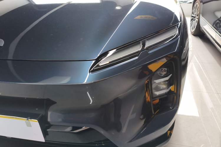 Used Nio EC6 2025 75 kWh Left Front Headlight