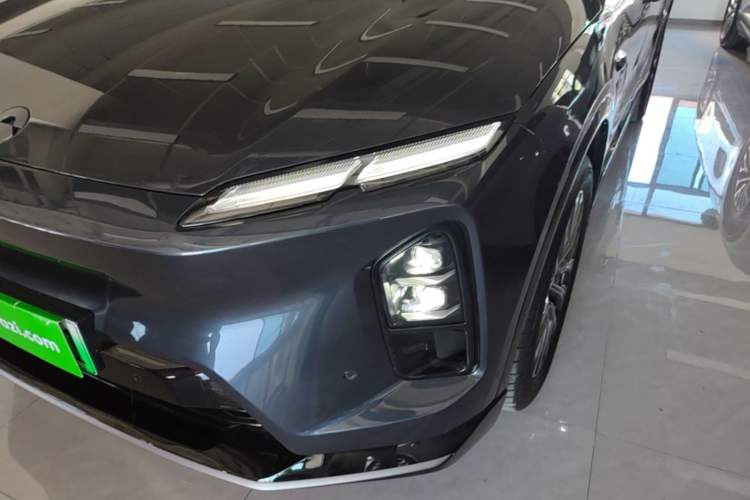 Used Nio EC6 2025 75 kWh Left Front Headlight