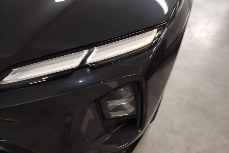 Used Nio EC6 2025 75 kWh Left Front Headlight