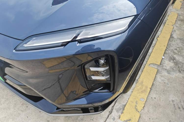 Used Nio EC6 2025 75 kWh Left Front Headlight
