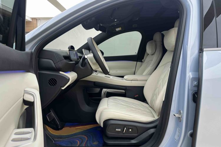 Used Nio EC6 2025 75 kWh Left Front Seat