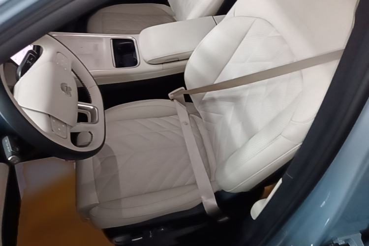 Used Nio EC6 2025 75 kWh Left Front Seat