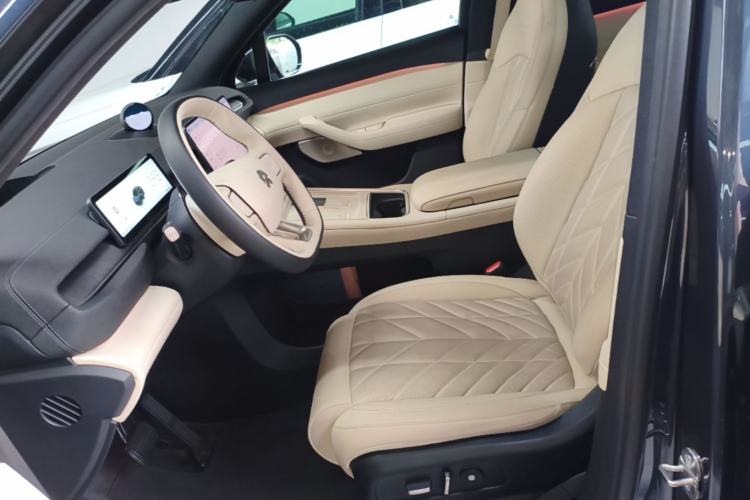 Used Nio EC6 2025 75 kWh Left Front Seat