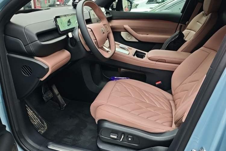 Used Nio EC6 2025 75 kWh Left Front Seat