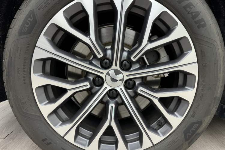 Used Nio EC6 2025 75 kWh Left Front Wheel Hub