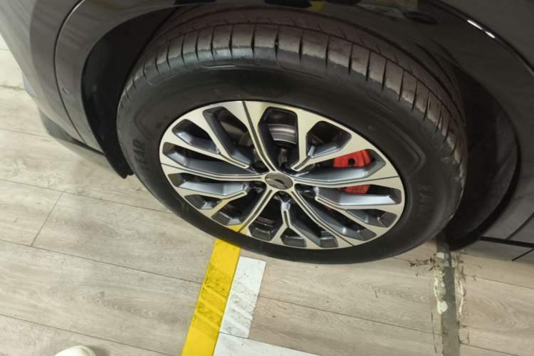 Used Nio EC6 2025 75 kWh Left Front Wheel Hub