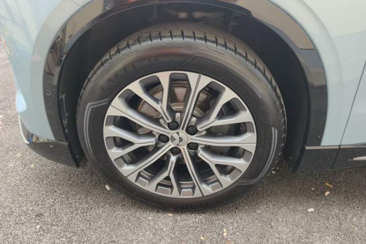 Used Nio EC6 2025 75 kWh Left Front Wheel Hub