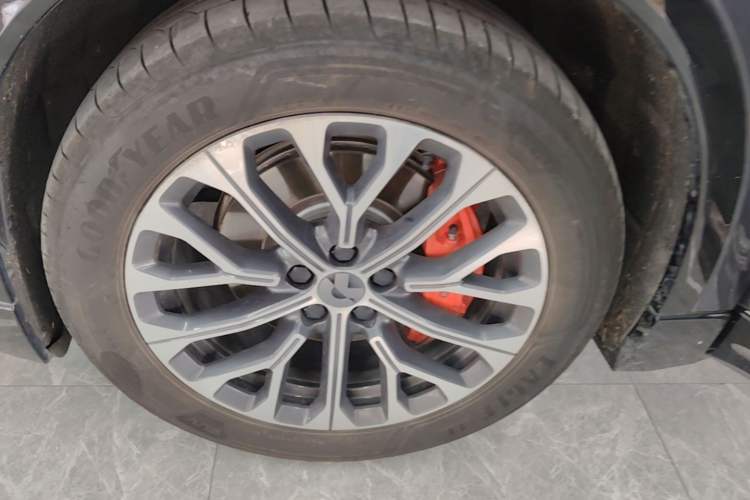 Used Nio EC6 2025 75 kWh Left Front Wheel Hub