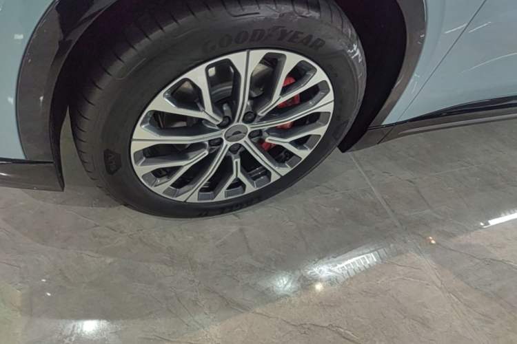 Used Nio EC6 2025 75 kWh Left Front Wheel Hub
