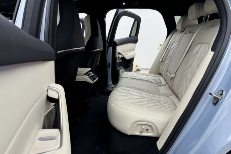 Used Nio EC6 2025 75 kWh Left Rear Seat