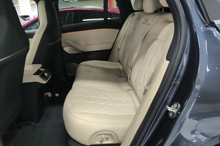 Used Nio EC6 2025 75 kWh Left Rear Seat