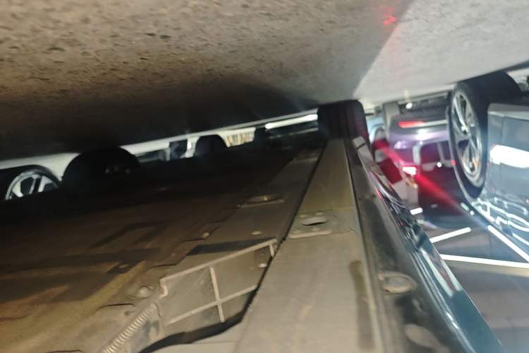 Used Nio EC6 2025 75 kWh Left Side Sill