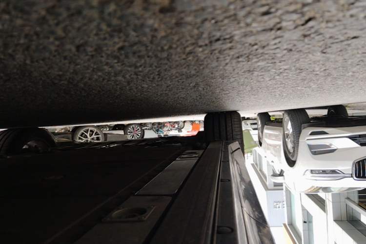 Used Nio EC6 2025 75 kWh Left Side Sill