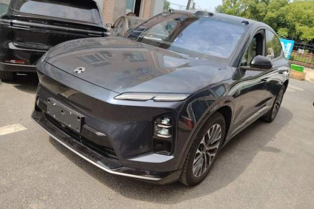 Used Nio EC6 2025 75 kWh