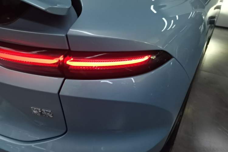 Used Nio EC6 2025 75 kWh Right Rear Taillight