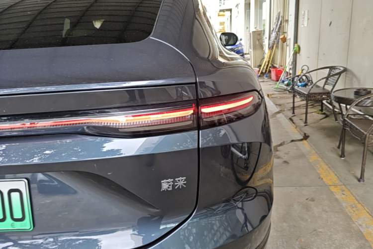 Used Nio EC6 2025 75 kWh Right Rear Taillight