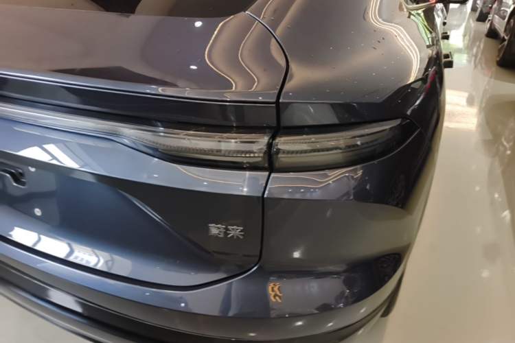 Used Nio EC6 2025 75 kWh Right Rear Taillight