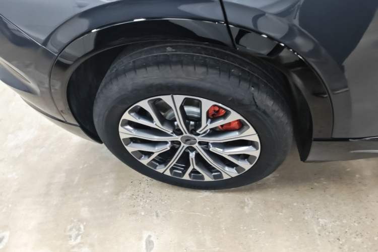 Used Nio EC6 2025 75 kWh Right Rear Wheel Hub