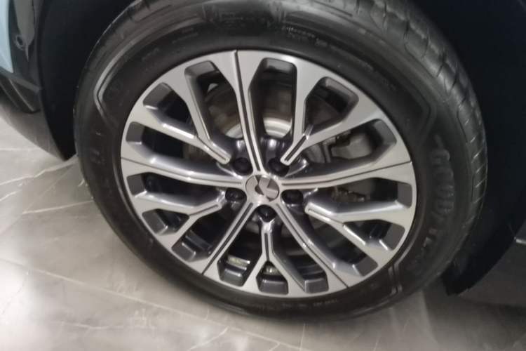 Used Nio EC6 2025 75 kWh Right Rear Wheel Hub