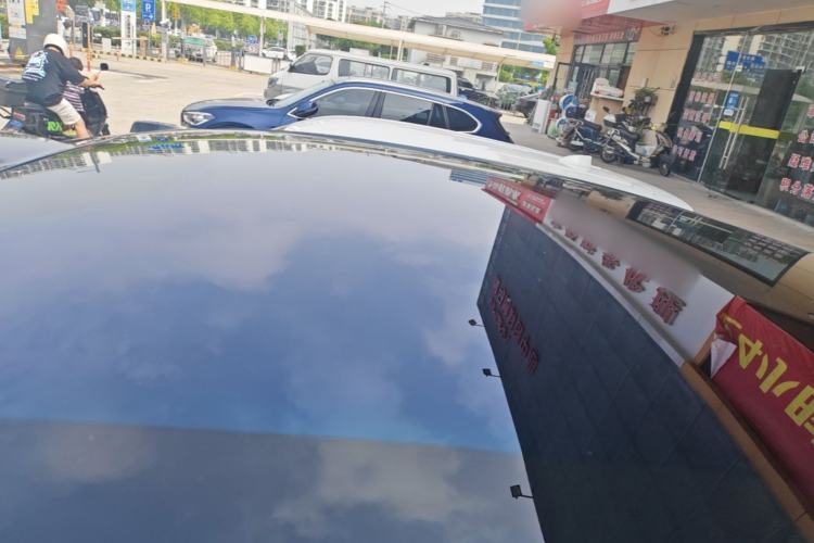 Used Nio EC6 2025 75 kWh Roof