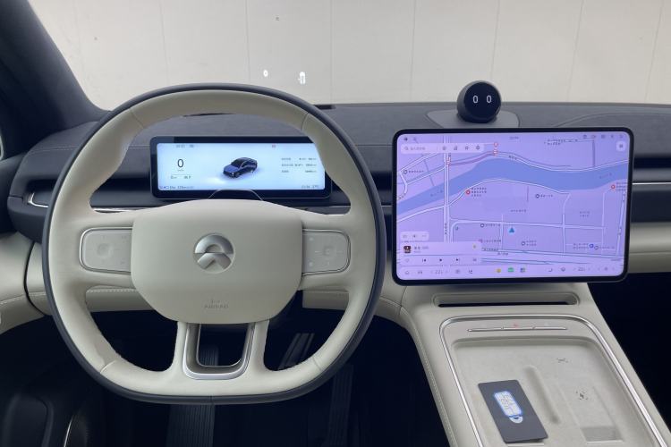 Used Nio EC6 2025 75 kWh Steering Wheel