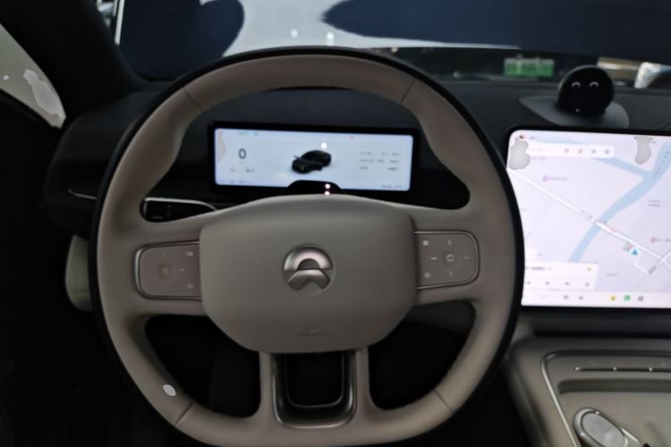 Used Nio EC6 2025 75 kWh Steering Wheel