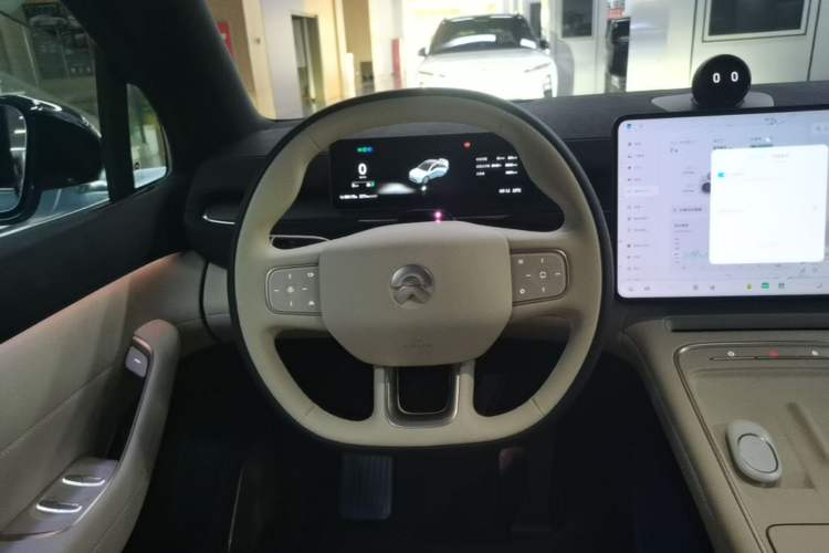 Used Nio EC6 2025 75 kWh Steering Wheel