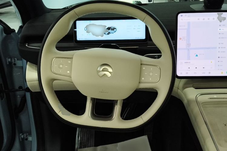 Used Nio EC6 2025 75 kWh Steering Wheel