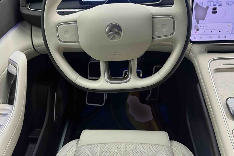 Used Nio EC6 2025 75 kWh Steering Wheel