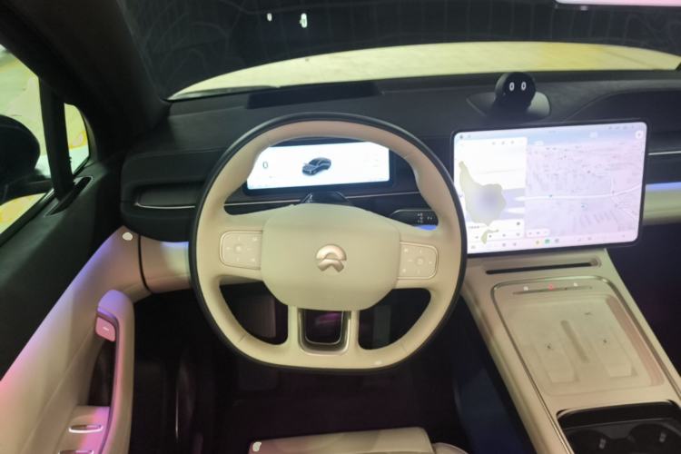 Used Nio EC6 2025 75 kWh Steering Wheel
