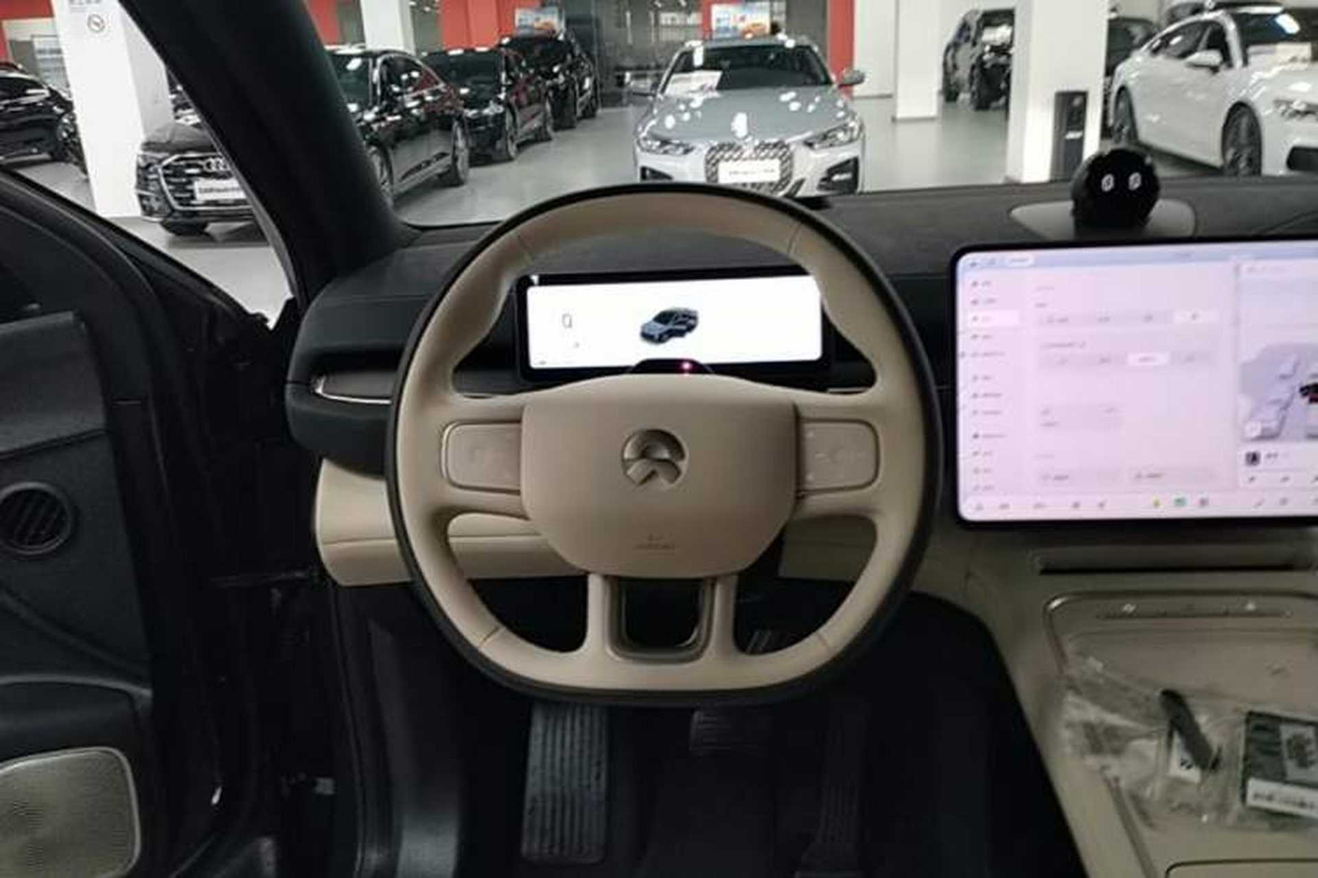 Used Nio EC6 2025 75 kWh Steering Wheel