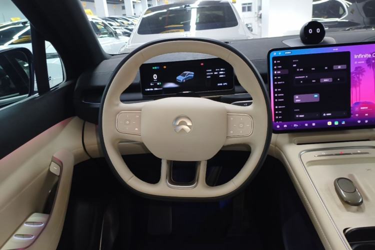 Used Nio EC6 2025 75 kWh Steering Wheel