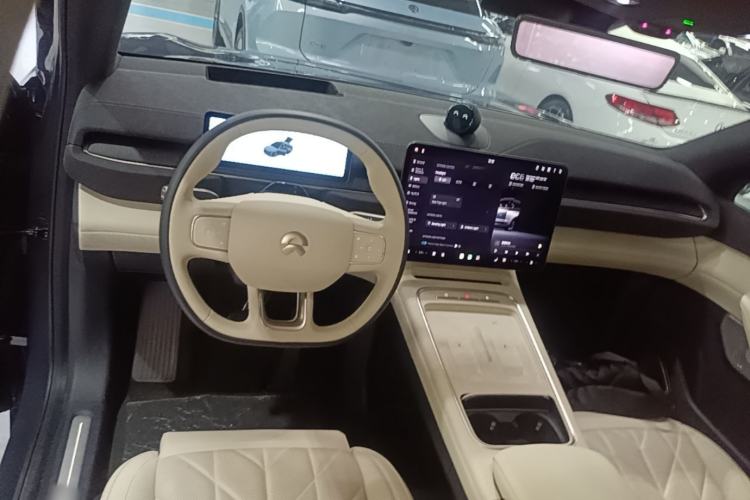 Used Nio EC6 2025 75 kWh Steering Wheel
