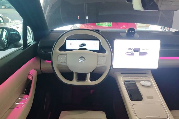 Used Nio EC6 2025 75 kWh Steering Wheel