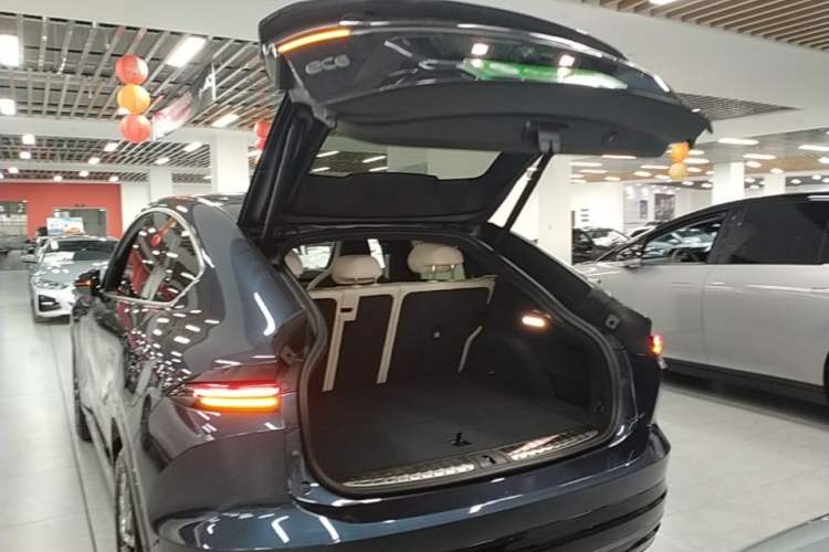 Used Nio EC6 2025 75 kWh Trunk