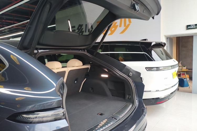 Used Nio EC6 2025 75 kWh Trunk