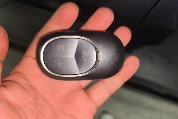 Used Nio EC6 2025 75 kWh Vehicle Key