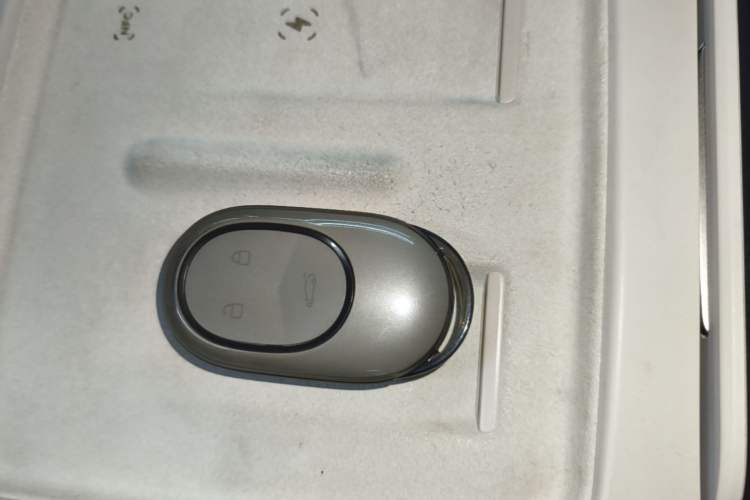 Used Nio EC6 2025 75 kWh Vehicle Key