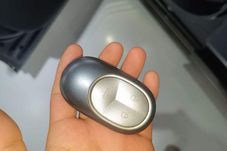 Used Nio EC6 2025 75 kWh Vehicle Key