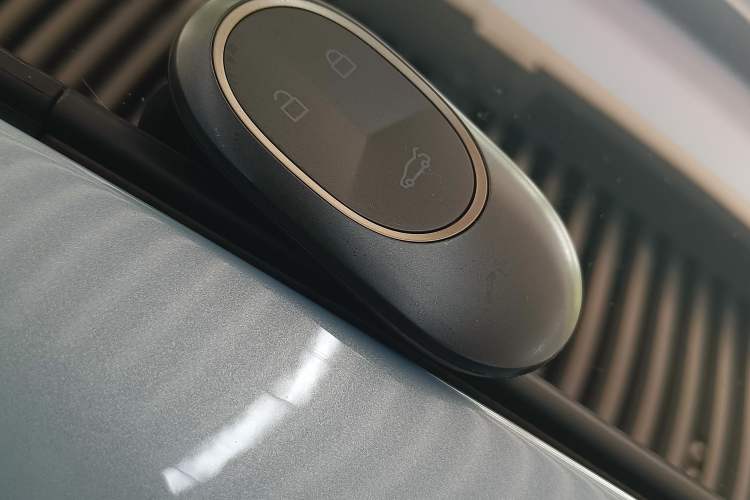 Used Nio EC6 2025 75 kWh Vehicle Key