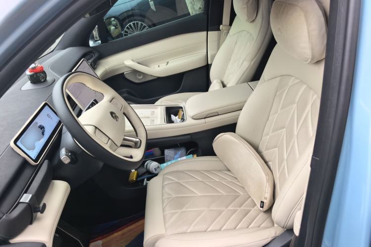 Used Nio EC6 2025 75 kWh Left Front Seat