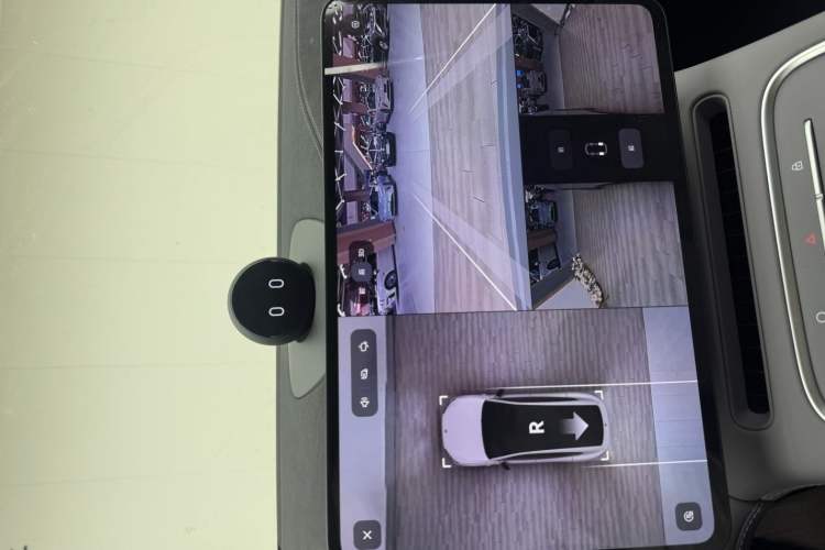 Used Nio EC6 2025 75 kWh Audio And AC Panel