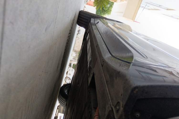 Used Nio EC6 2025 75 kWh Chassis Front Right