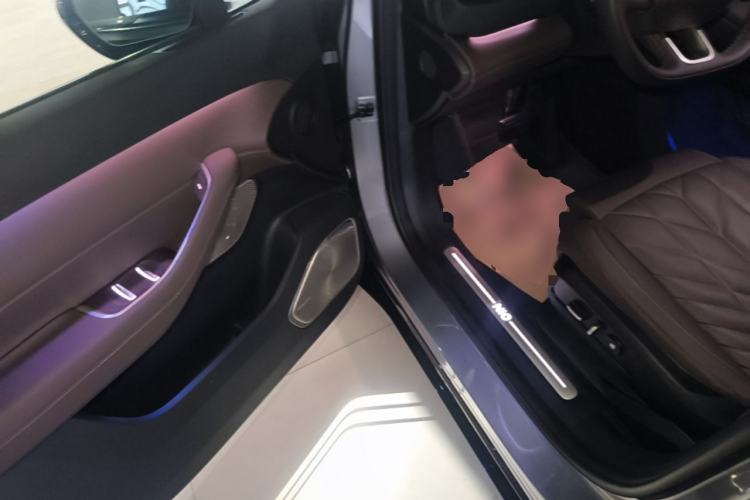 Used Nio EC6 2025 75 kWh Driver Seat