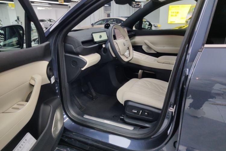 Used Nio EC6 2025 75 kWh Driver Seat